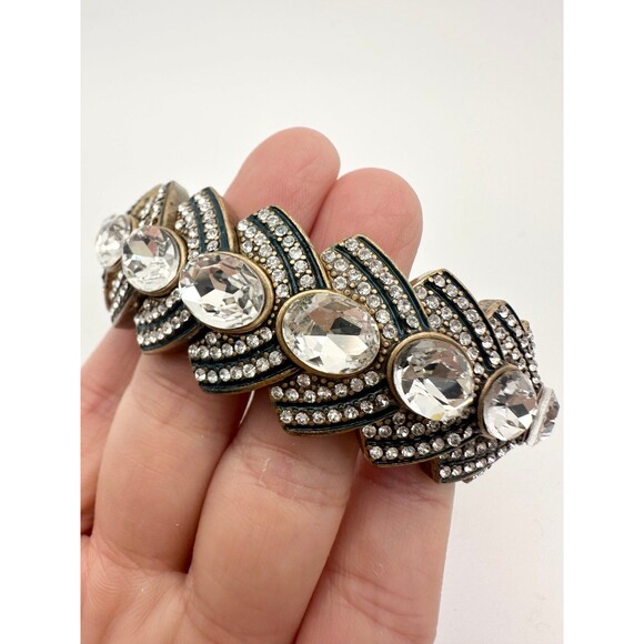 Gold tone rhinestone feather stretch Bracelet Read - Picture 2 of 7